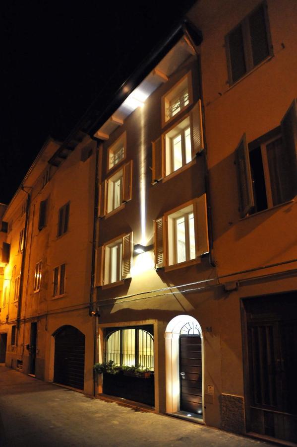 Opera 11 R&B Bed and Breakfast Parma Exteriör bild